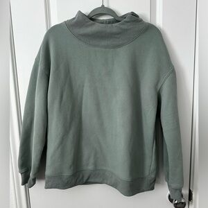 Trendy Queen Crewneck Sweater